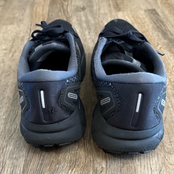 Brooks • Ghost 14 Running Shoes - Picture 4 of 12